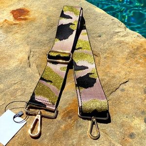 Wide Guitar/Purse Strap NWT